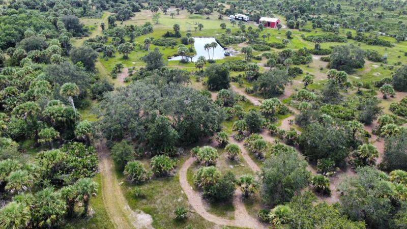  Commercial & Industrial Land Images 