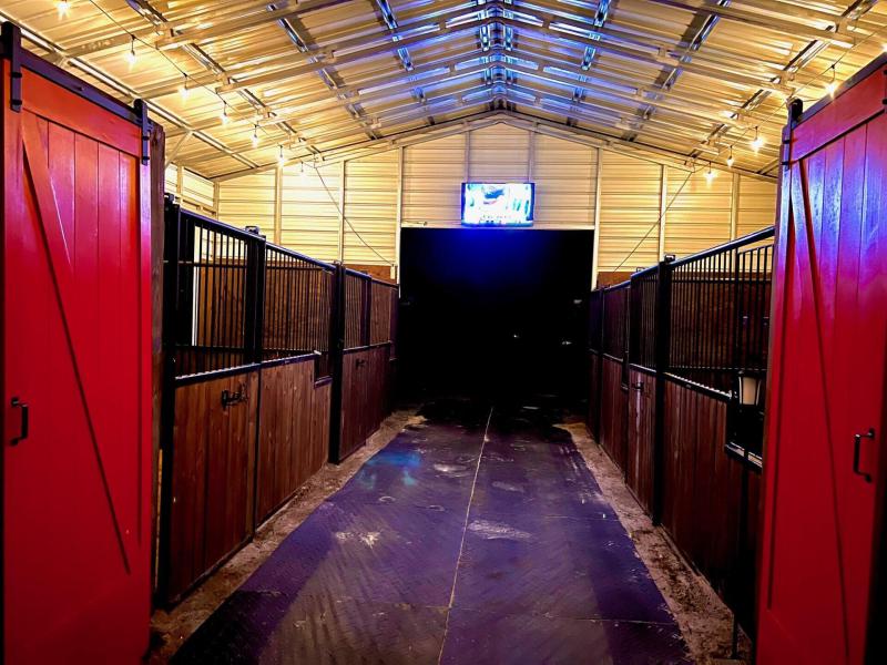  Commercial & Industrial Land Images 