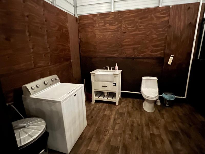  Commercial & Industrial Land Images 