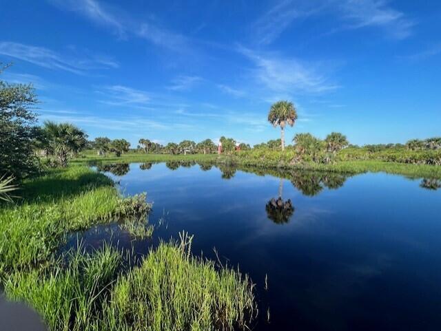  Commercial & Industrial Land Images 