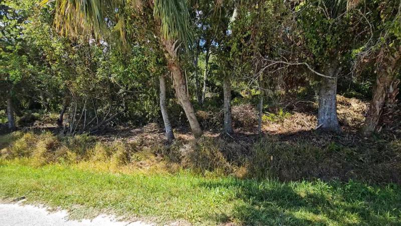  Commercial & Industrial Land Images 