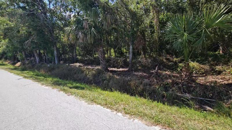  Commercial & Industrial Land Images 