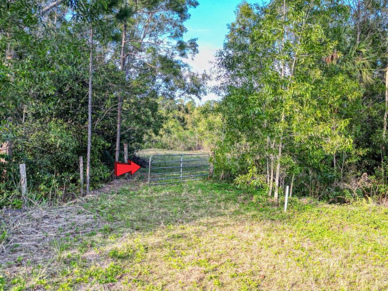  Commercial & Industrial Land Images 