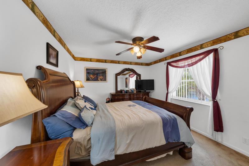  Single Family Homes Photo 12:  Margate,  FL 33063