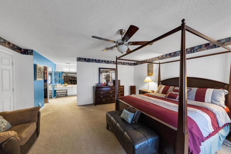  Single Family Homes Photo 17:  Margate,  FL 33063