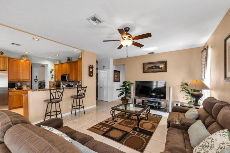  Single Family Homes Photo 30:  Margate,  FL 33063