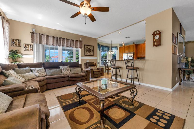  Single Family Homes Photo 32:  Margate,  FL 33063