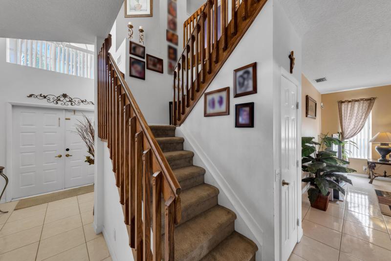  Single Family Homes Photo 4:  Margate,  FL 33063