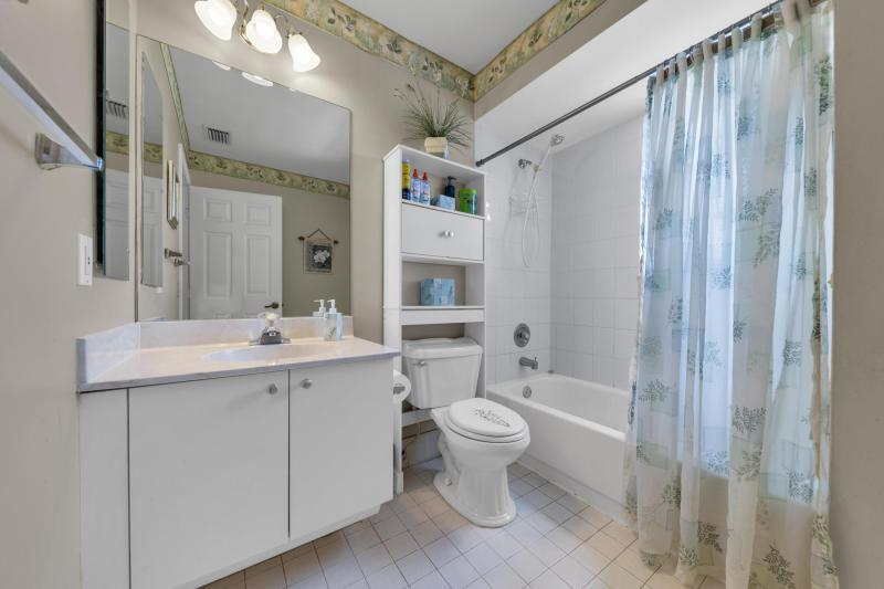  Single Family Homes Photo 9:  Margate,  FL 33063