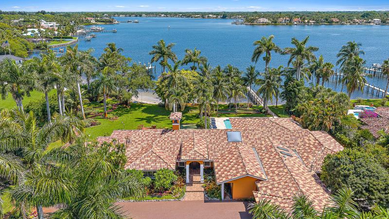  Single Family Homes Photo 4:  Jupiter,  FL 33458