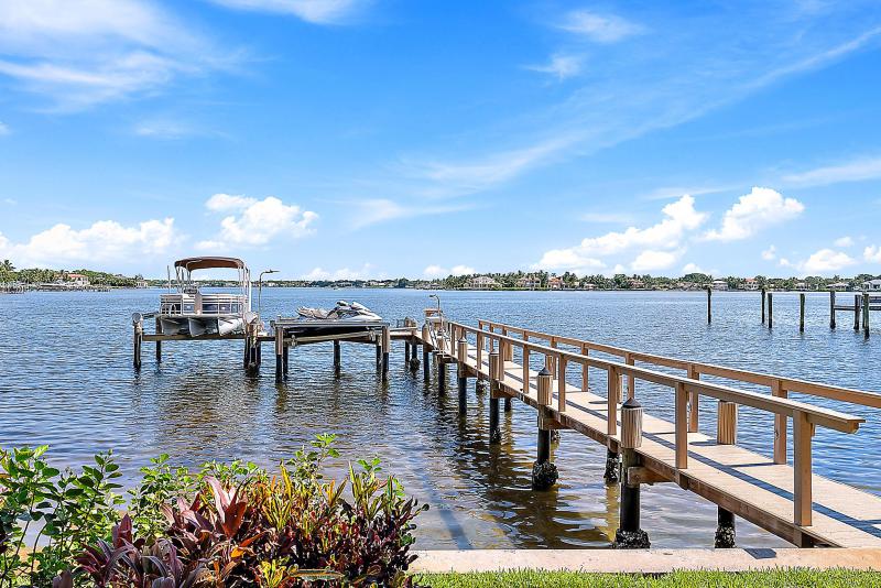  Single Family Homes Photo 5:  Jupiter,  FL 33458