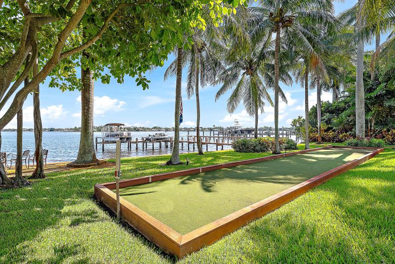  Single Family Homes Photo 6:  Jupiter,  FL 33458