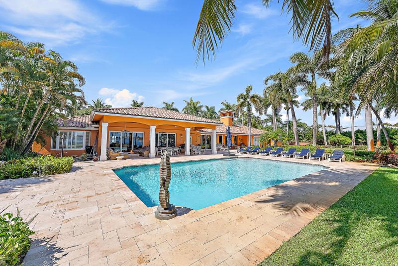  Single Family Homes Photo 9:  Jupiter,  FL 33458