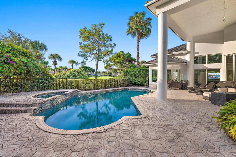  Single Family Homes Photo 47:  West Palm Beach,  FL 33412