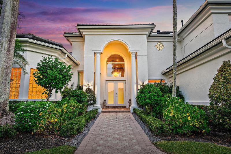  Single Family Homes Photo 9:  West Palm Beach,  FL 33412