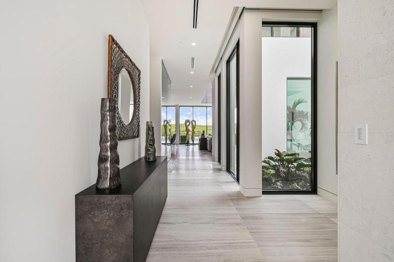  Single Family Homes Photo 9:  Palm Beach Gardens,  FL 33412