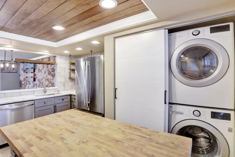  Condo & Townhome Photos
