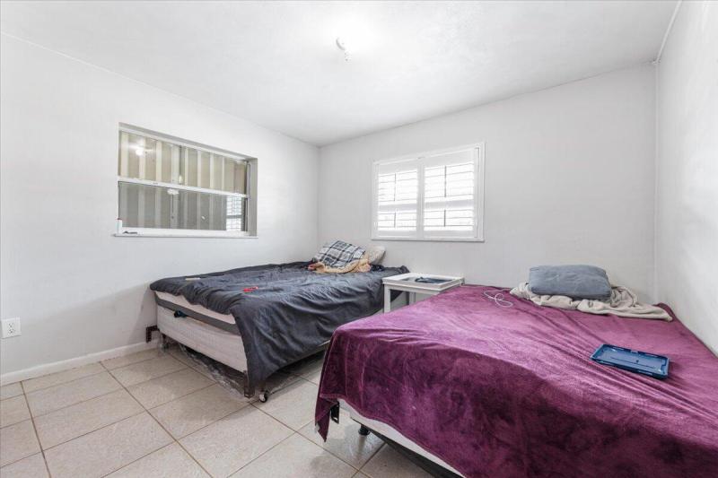 Duplex, Triplex and Fourplex Images