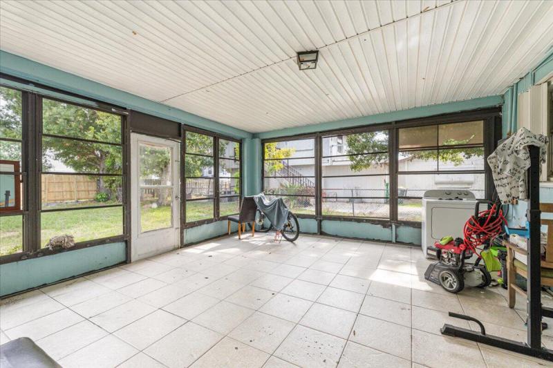 Duplex, Triplex and Fourplex Images