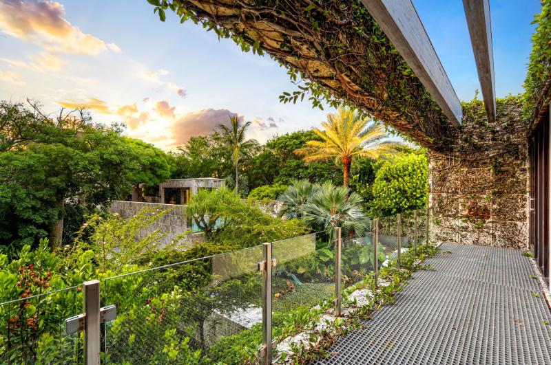  Single Family Homes Photo 55:  Manalapan,  FL 33462