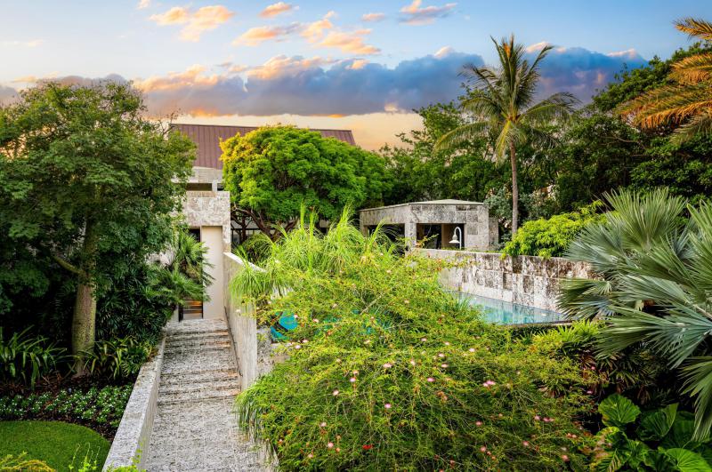  Single Family Homes Photo 56:  Manalapan,  FL 33462