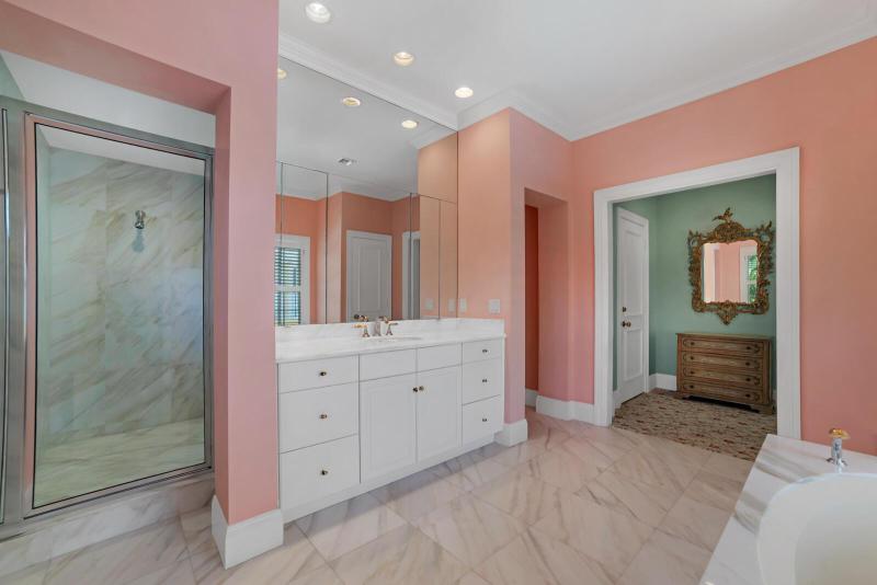  Single Family Homes Photo 18:  Palm Beach,  FL 33480