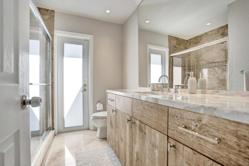  Single Family Homes Photo 31:  Deerfield Beach,  FL 33441