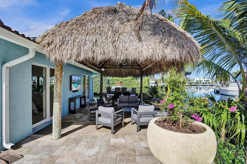  Single Family Homes Photo 37:  Deerfield Beach,  FL 33441