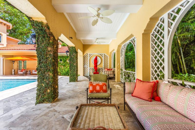  Single Family Homes Photo 14:  Palm Beach,  FL 33480