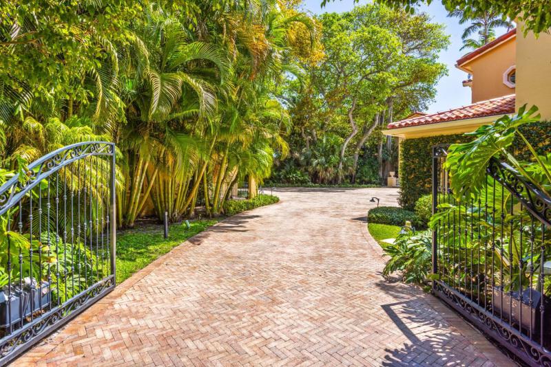  Single Family Homes Photo 20:  Palm Beach,  FL 33480