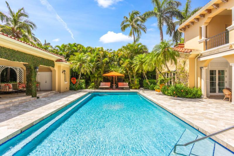  Single Family Homes Photo 9:  Palm Beach,  FL 33480
