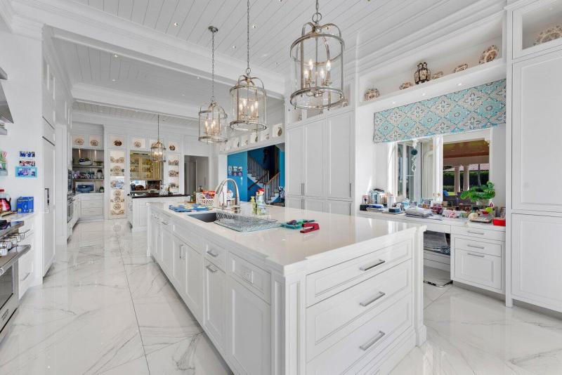  Single Family Homes Photo 19:  Manalapan,  FL 33462