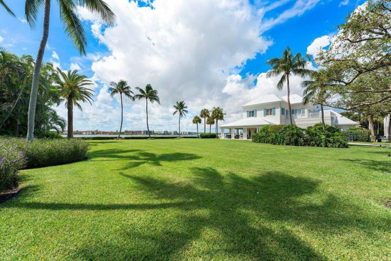  Single Family Homes Photo 59:  Manalapan,  FL 33462