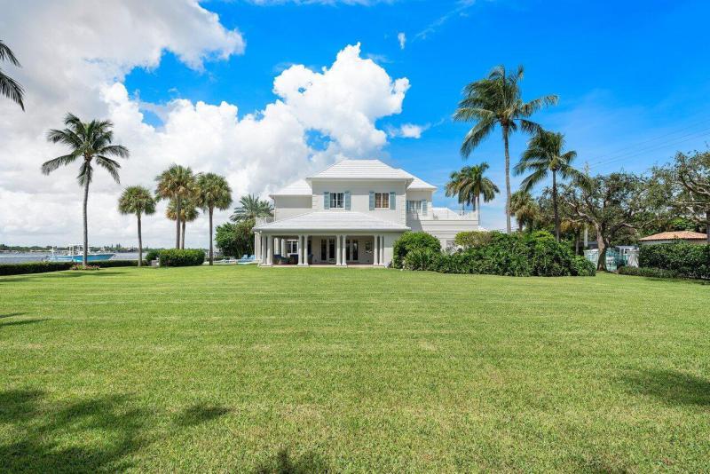  Single Family Homes Photo 60:  Manalapan,  FL 33462