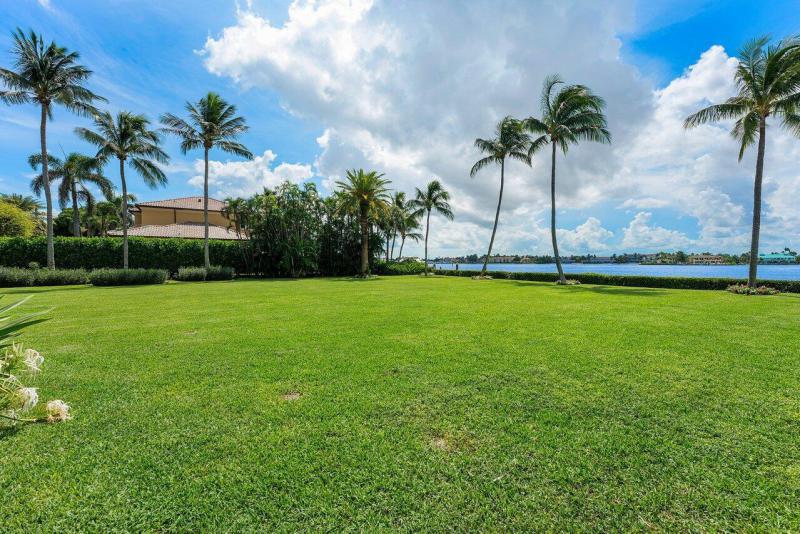  Single Family Homes Photo 63:  Manalapan,  FL 33462