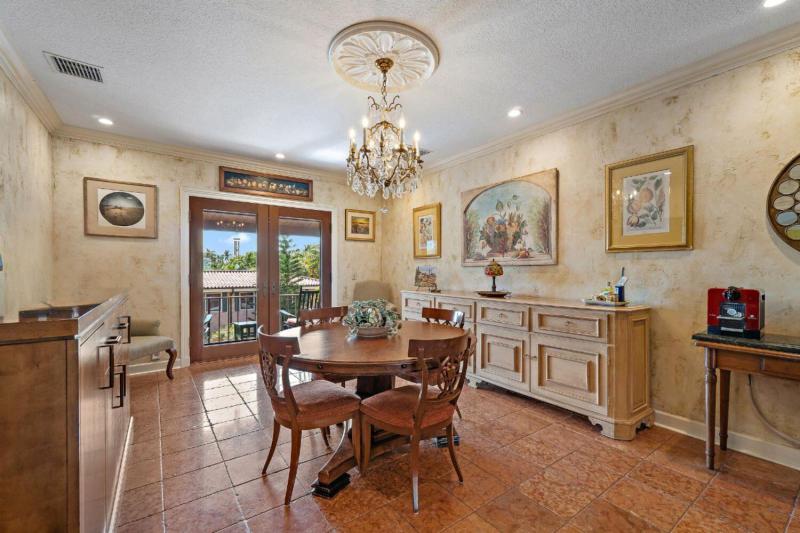  Single Family Homes Photo 15:  Hobe Sound,  FL 33455