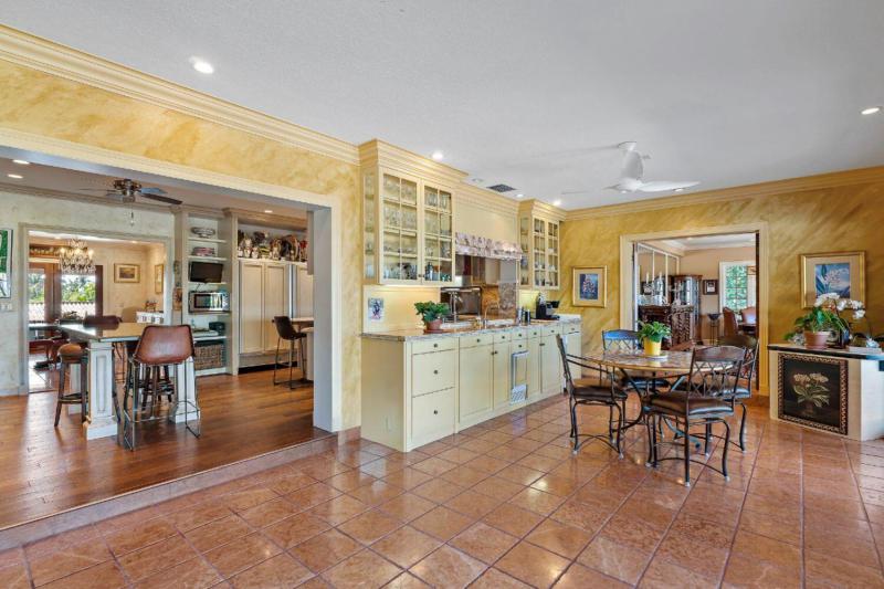  Single Family Homes Photo 16:  Hobe Sound,  FL 33455