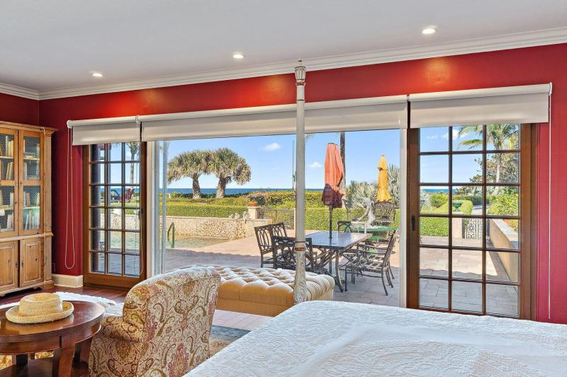  Single Family Homes Photo 24:  Hobe Sound,  FL 33455