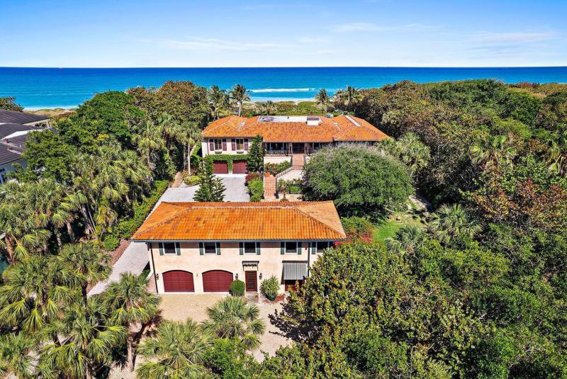  Single Family Homes Photo 3:  Hobe Sound,  FL 33455