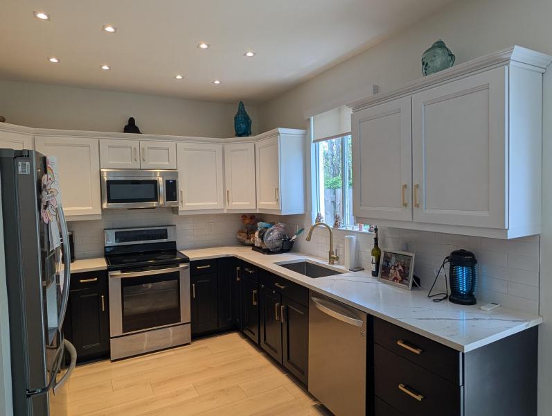  Condo & Townhome Photos