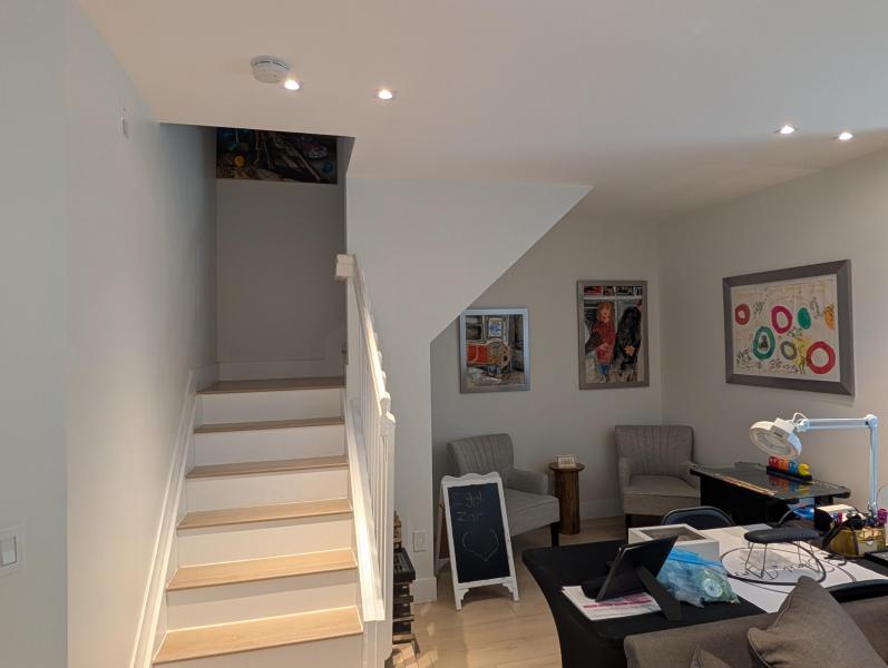  Condo & Townhome Photos