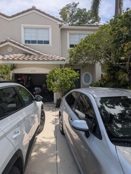  Condo & Townhome Photos