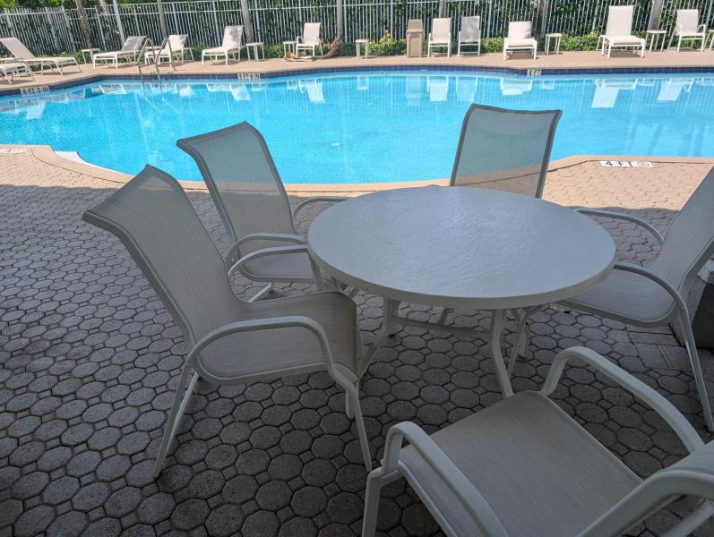  Condo & Townhome Photos