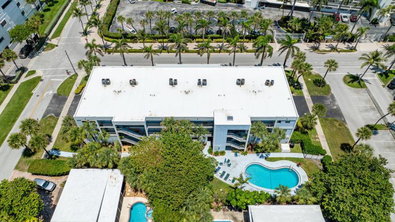  Condo & Townhome Photos