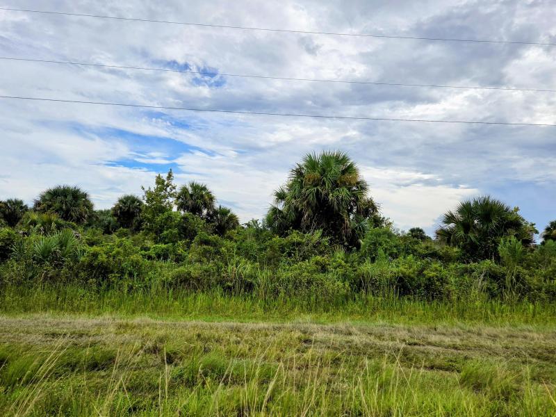  Commercial & Industrial Land Images 