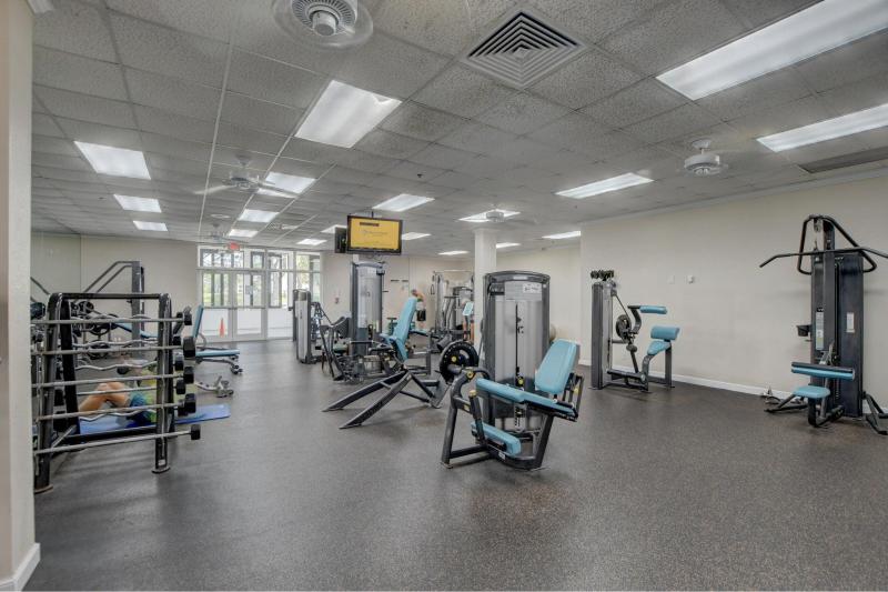  Condo & Townhome Photos