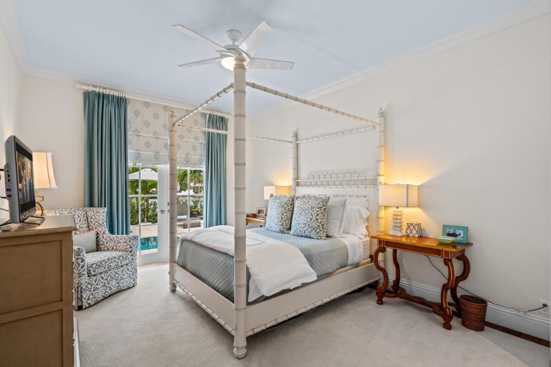  Single Family Homes Photo 25:  Gulf Stream,  FL 33483