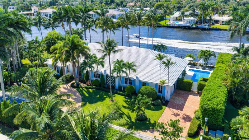  Single Family Homes Photo 3:  Gulf Stream,  FL 33483