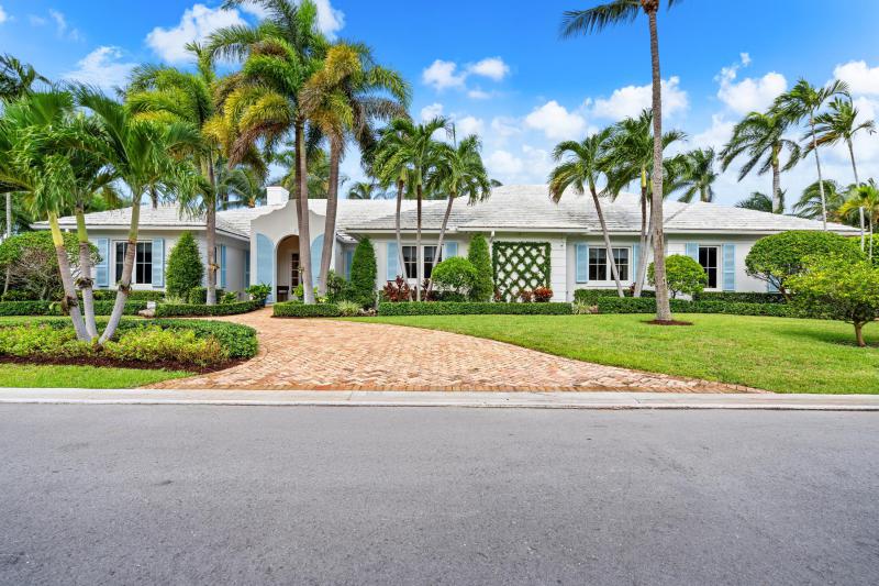  Single Family Homes Photo 4:  Gulf Stream,  FL 33483
