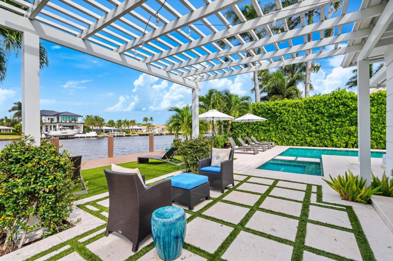  Single Family Homes Photo 42:  Gulf Stream,  FL 33483